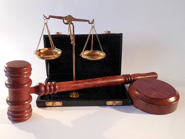 W czym może nam pomóc radca prawny? W jakich rozprawach i w jakich płaszczyznach prawa wspomoże nam radca prawny?